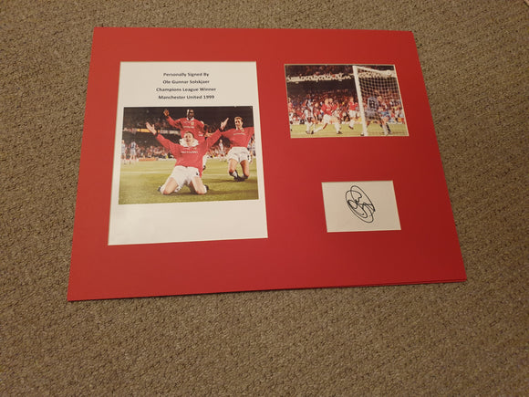 Signed and Mounted Display Ole Gunnar Solskjaer Manchester United CL 1999