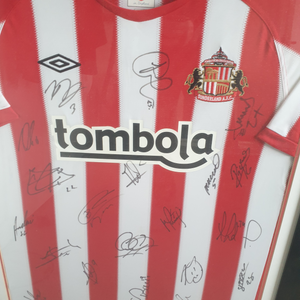 Sunderland Signed & Framed 2010/11 Shirt